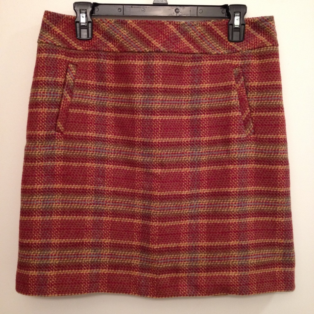 TALBOTS Wool Blend Skirt with pockets